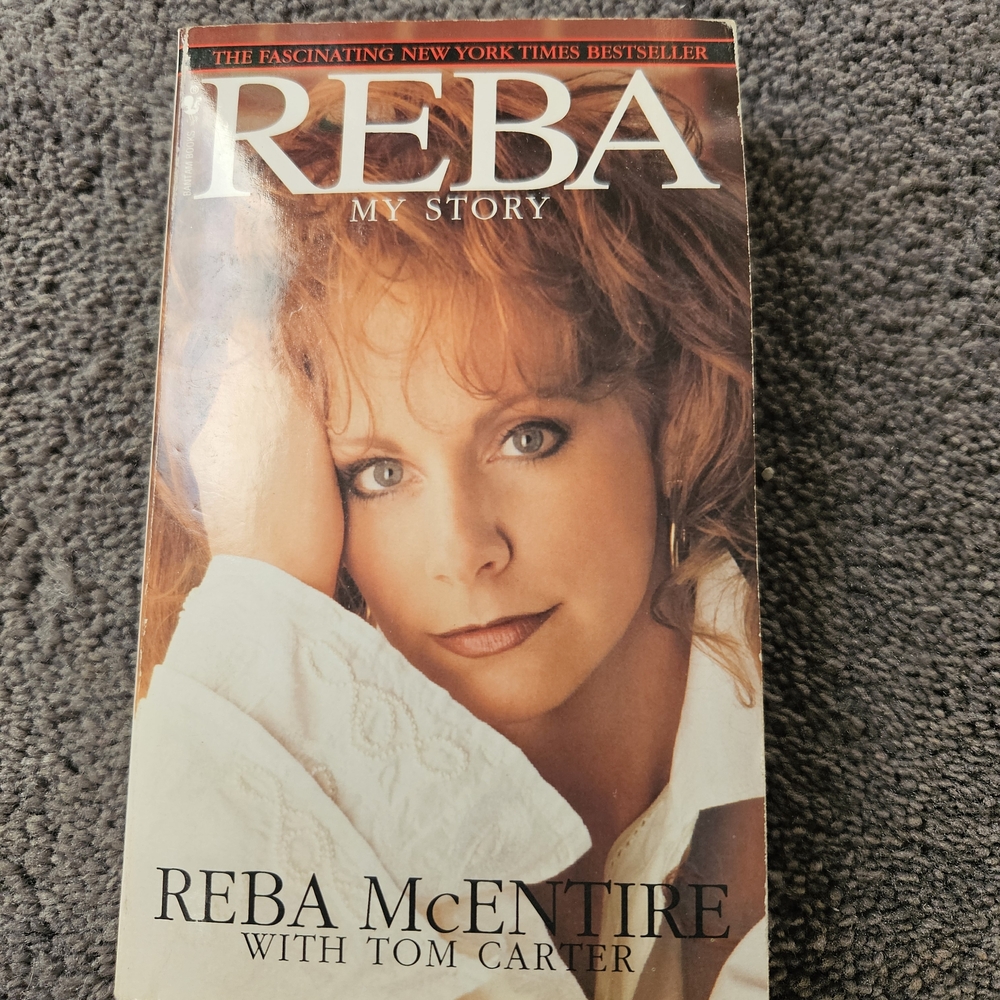 Barnes & Noble - Reba McEntire's Autobiography